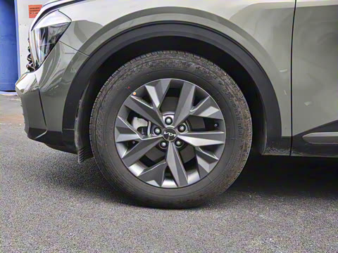 2023�� 2.0L HEV �����콢��