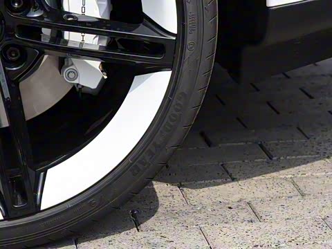 2019�� Taycan Turbo