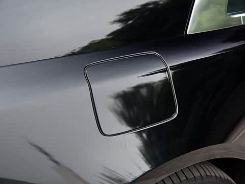 2017�� 6.6T Black Badge Edition