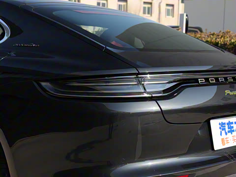 2023�� �Ŀ� Panamera 4 E-Hybrid �����ӳ������ 2.9T