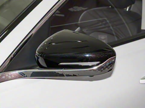 2021�� LUX����