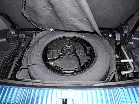 2024�� 40 TFSI quattro ������ ������װ 7��