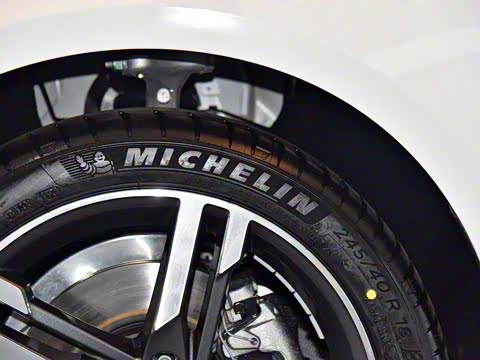 2020�� 40 TFSI ����������