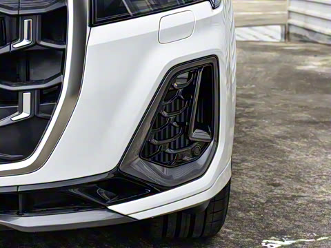 2025�� 55 TFSI quattro S line�˶���