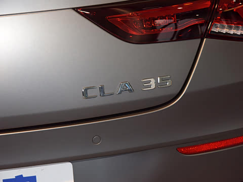 2021�� AMG CLA 35 4MATIC