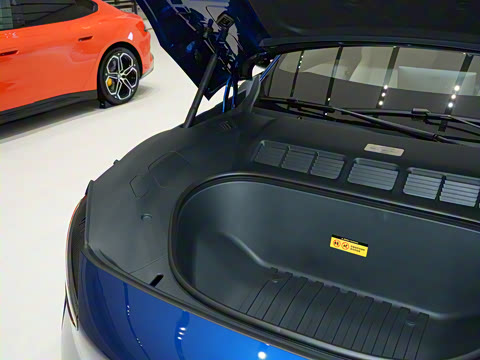 2025�� ������������������Max��