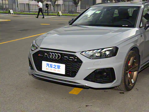 2023��  RS4 Avant �����