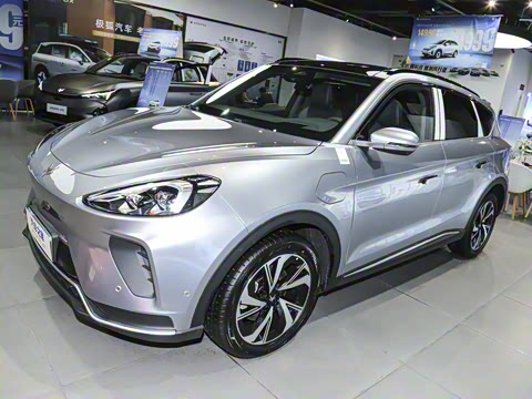 2025�� 688MAX 175kW