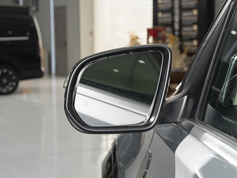 2025�� 4.0T ��³��