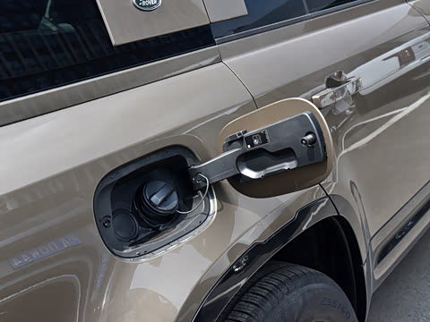 2022�� 110 P400 X-DYNAMIC HSE