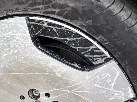 2025�� V 300 L ����������