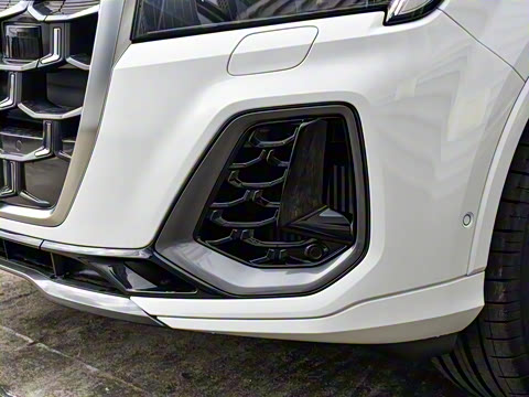 2025�� 55 TFSI quattro S line�˶���