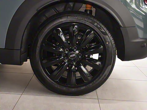 2022�� 1.5T COOPER ALL4 ���ͼ�