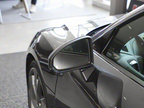 2022�� V10 Coupe performance