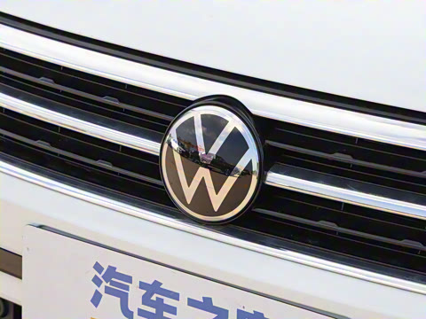 2025�� �Ŀ� 300TSI DSG���а�