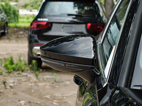 2025�� �Ŀ� 55 TFSI quattro �콢������