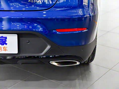 2018�� GLC 260 4MATIC ����SUV