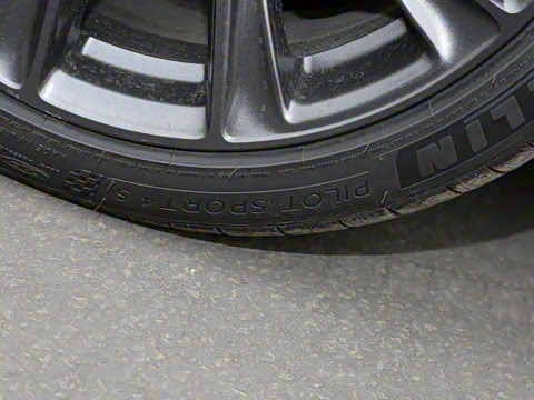 2021�� 28T ������