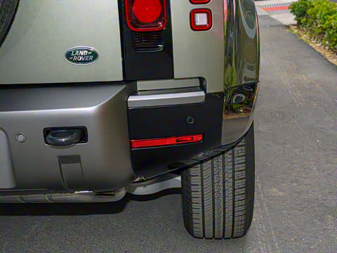 2022�� 110 P400 X-DYNAMIC HSE