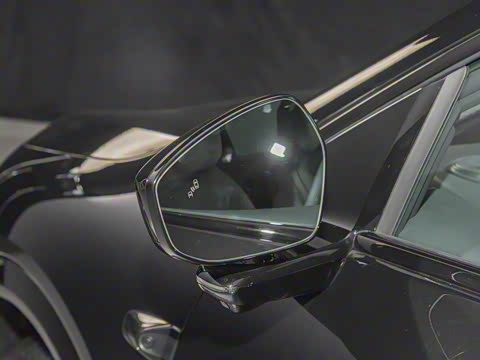 2025�� 702 �������� Ultra