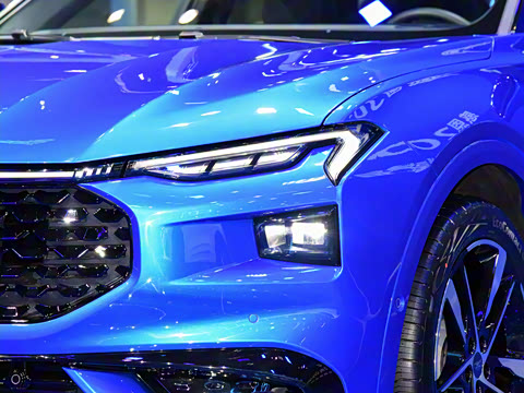 2022�� EcoBoost 245 ST-Line