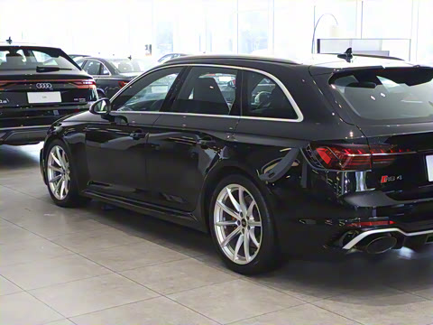 2023��  RS4 Avant �����