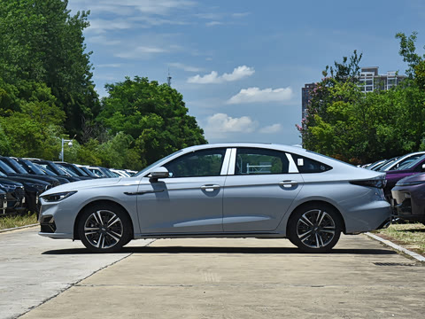 2025�� 2.0T DCT ������