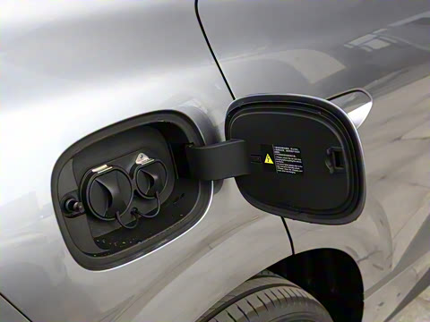 2025�� EV 605�캽Plus��