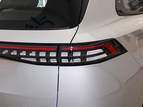 2025�� 210Max���Ȱ� 5��