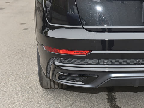 2023�� 55 TFSI ����������