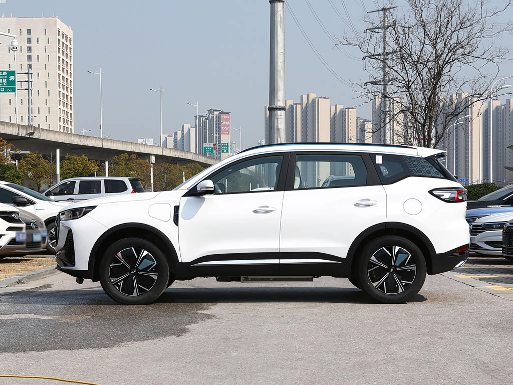Chery Tiggo 7 Pro Plug-in Hybrid, Внедорожник 5 дв.: фото поколения