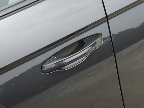 2025�� �Ŀ� ������ 330TSI