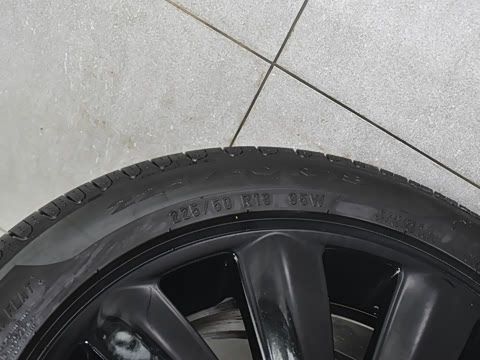 2022�� 1.5T COOPER ALL4 ���ͼ�