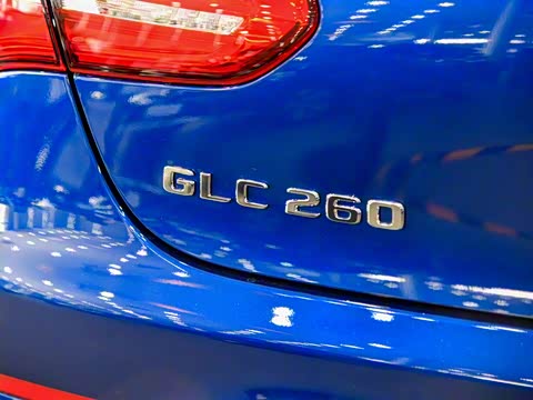 2018�� GLC 260 4MATIC ����SUV