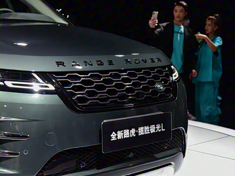 2021�� ����L 249PS R-Dynamic First edition �׷���