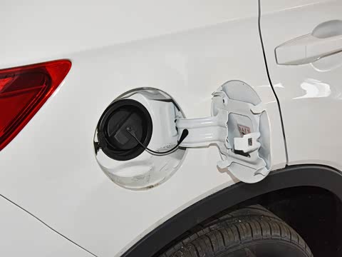 2018�� R7C 1.6L �Զ�������