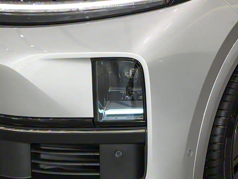 2025�� Ultra ���ܻ��°�