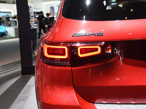 2021�� AMG GLB 35 4MATIC