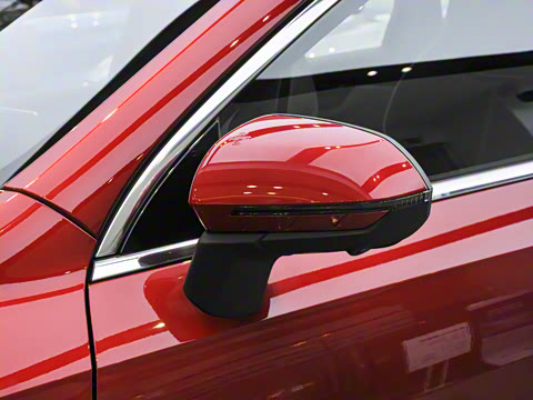 2023��  �ھ��� DM-i 120KM��Խ��