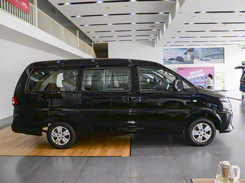 2025�� M5 1.6L ���������� 9��