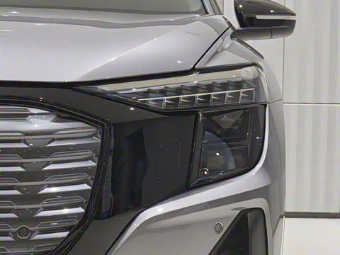 2023�� 40 e-tron ��ҫ�� Ӱ��ʿ��