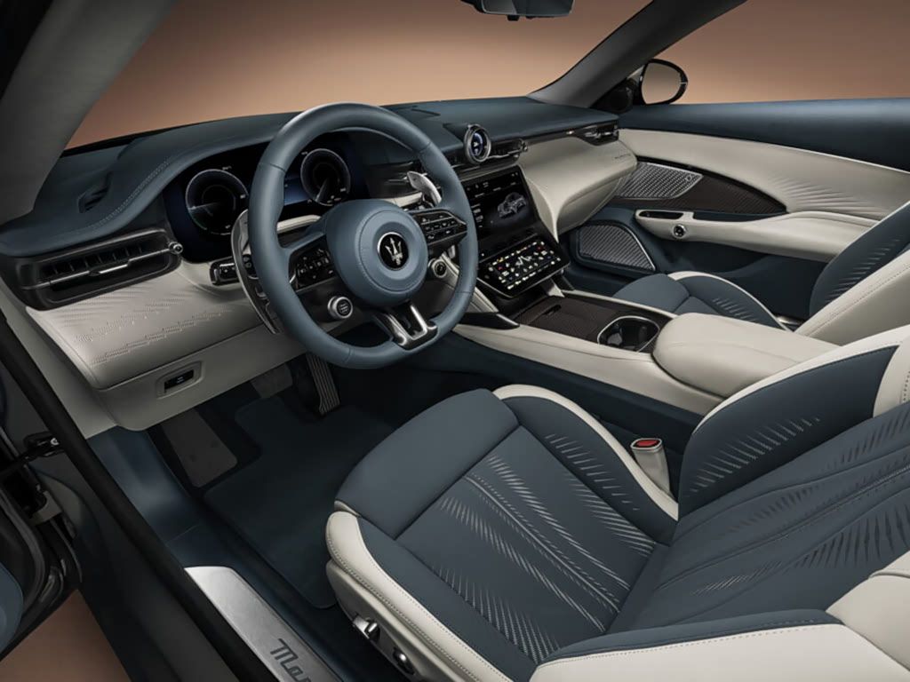 Maserati GranTurismo II, Купе: фото поколения