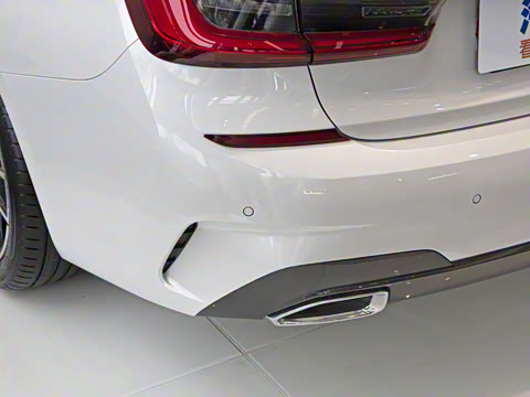 2021�� �Ŀ�� 320Li M�˶���װ