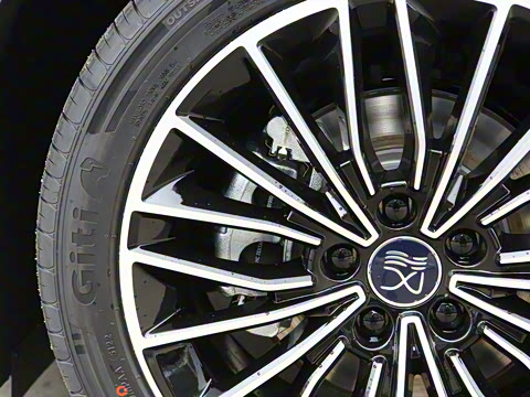 2023�� EV �ھ��� 506KMǰ�������