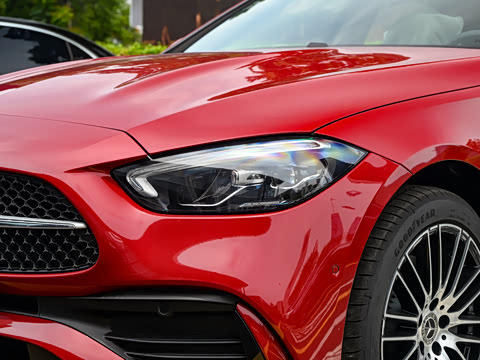 2025�� �Ŀ� C 260 L �˶���