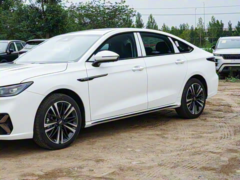 2025�� 2.0T DCT ������