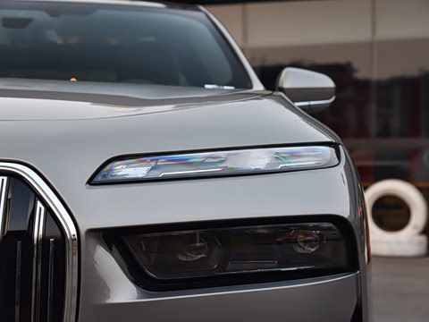 2023�� 740Li ������ ������װ