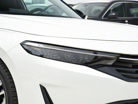 2025�� HATCHBACK 240TURBO �ֶ��ھ���