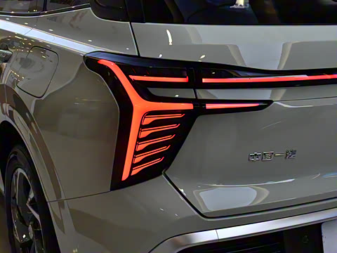 2025�� 117km ��ΪPLUS��