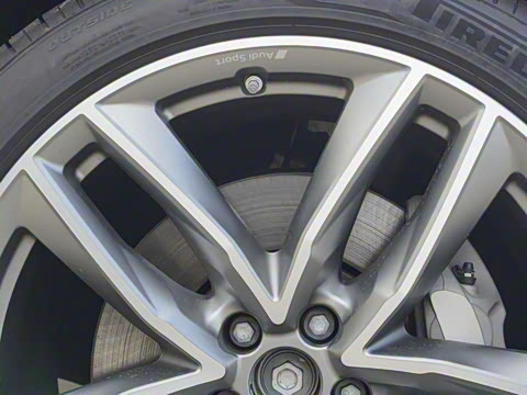 2025�� 45 TFSI quattro S line�˶���